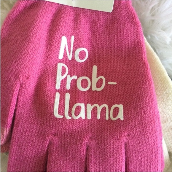 SO Woman’s Juniors No Prob Llama glove set pink white cream and black - Picture 10 of 11